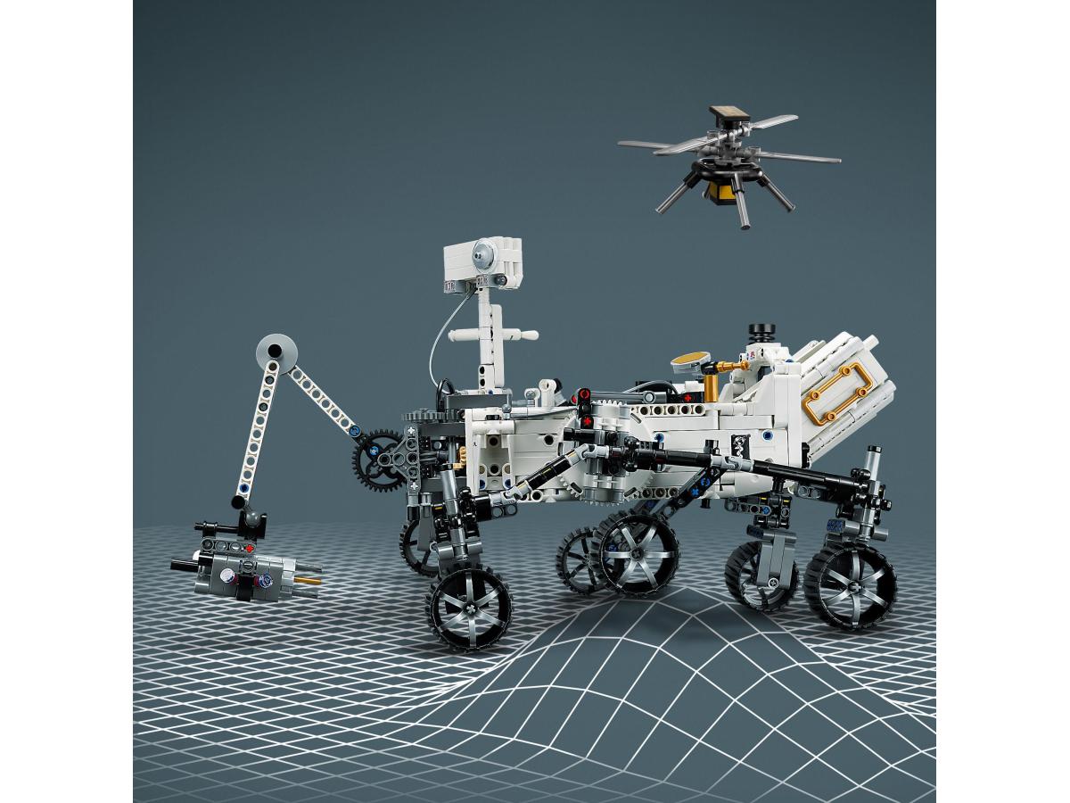 LEGO TECHNIC 42158 - PERSEVERANCE NASA MARTIAN ROVER