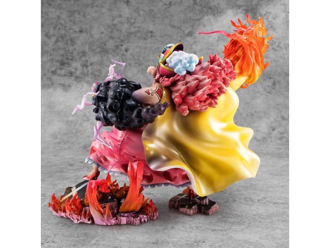 One Piece P.O.P. "Maximum" Emperor Big Mom PVC Statue 36 Cm