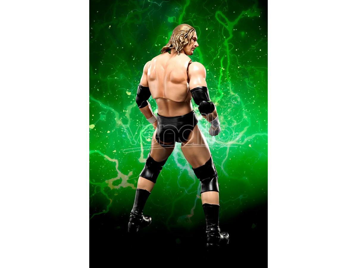 BANDAI WWE TRIPLE H FIGUARTS ACTION FIGURE