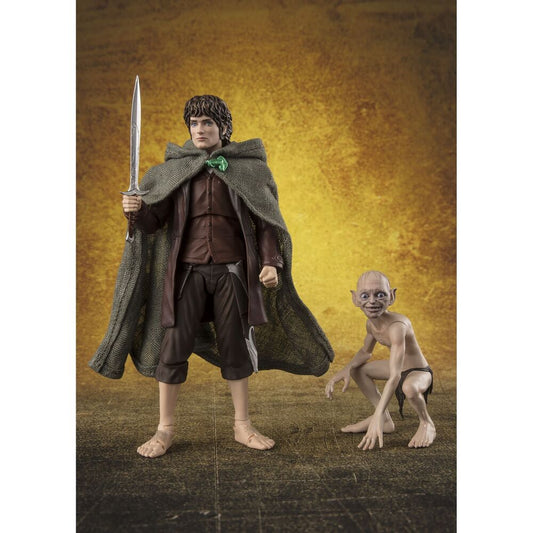 The Lord of the Rings The Fellowship of the Ring Frodo Baggins &#38; Gollum S.H. Figuarts figure