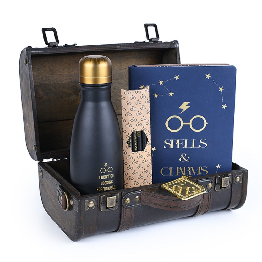 Harry Potter Hogwarts trunk