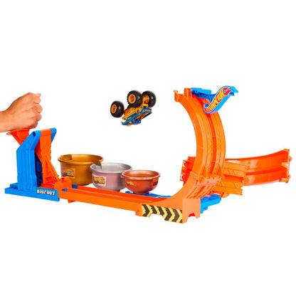 Hot Wheels Monster Trucks Loop and Flip Trophy Challenge
