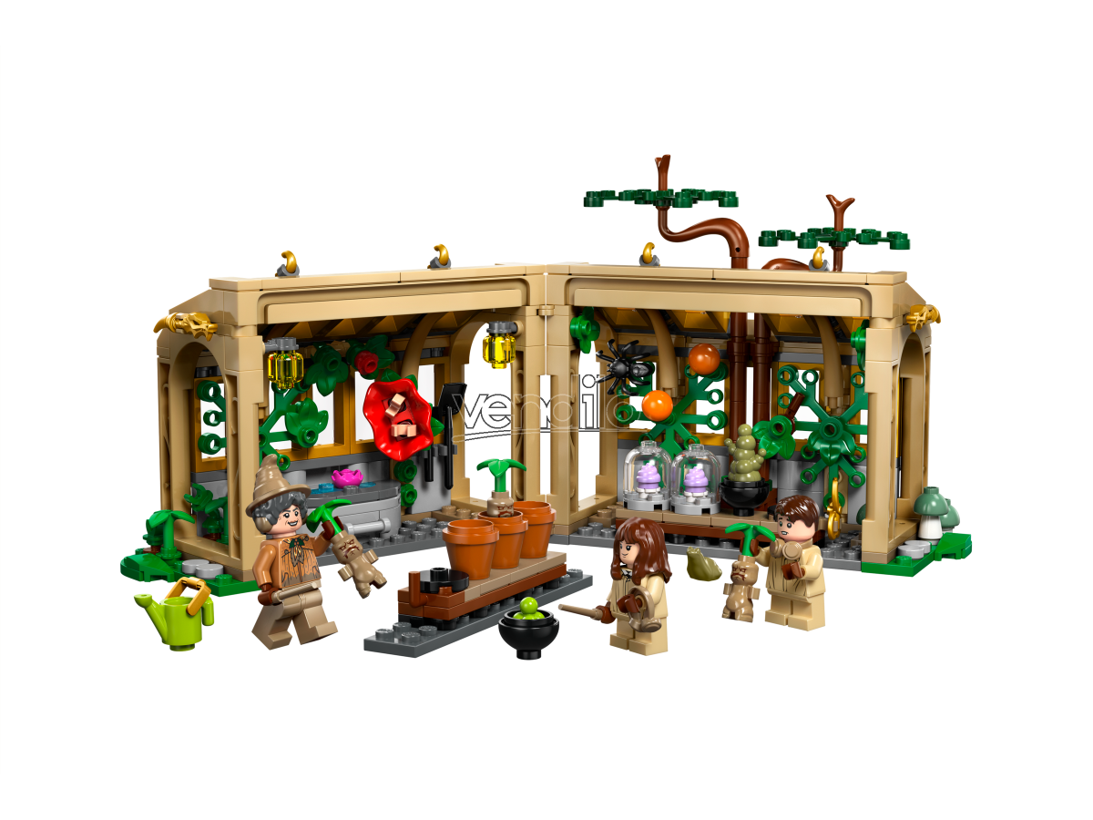 LEGO HARRY POTTER 76445 - HOGWARTS CASTLE: HERBOLOGY LESSON