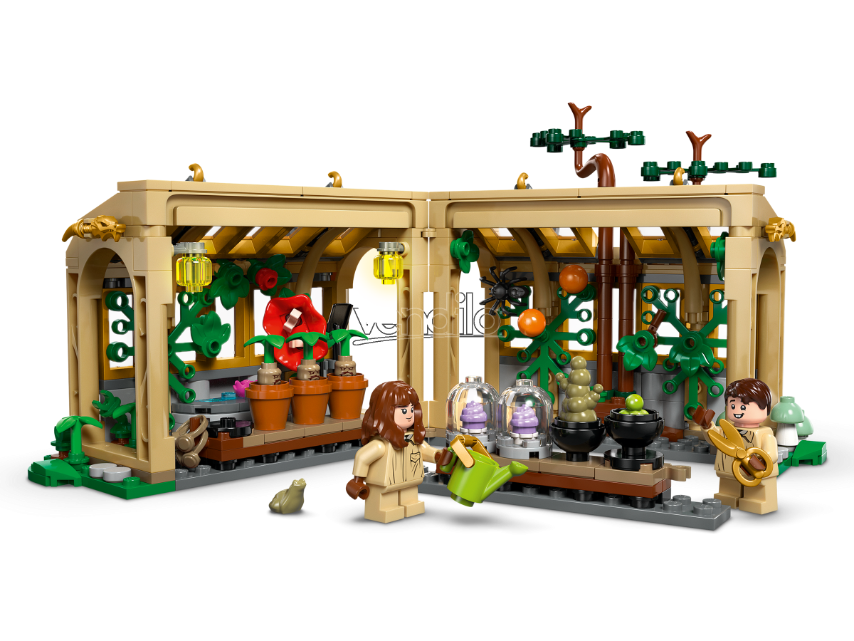 LEGO HARRY POTTER 76445 - HOGWARTS CASTLE: HERBOLOGY LESSON