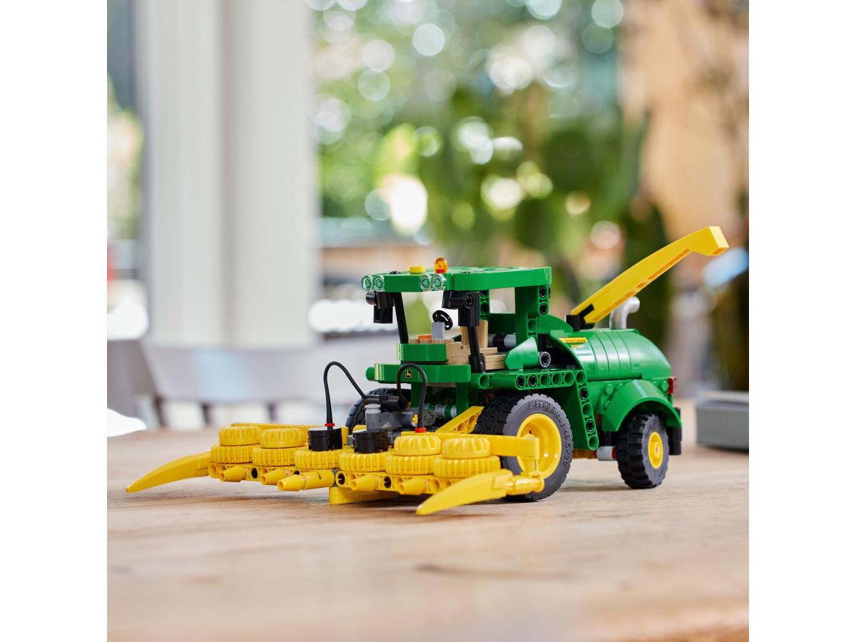 LEGO TECHNIC 42168 - JOHN DEERE 9700 FORAGE HARVESTER